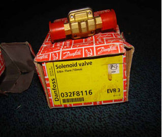 Código 032F8116 das válvulas de solenóide EVR3 da refrigeração de Danfoss